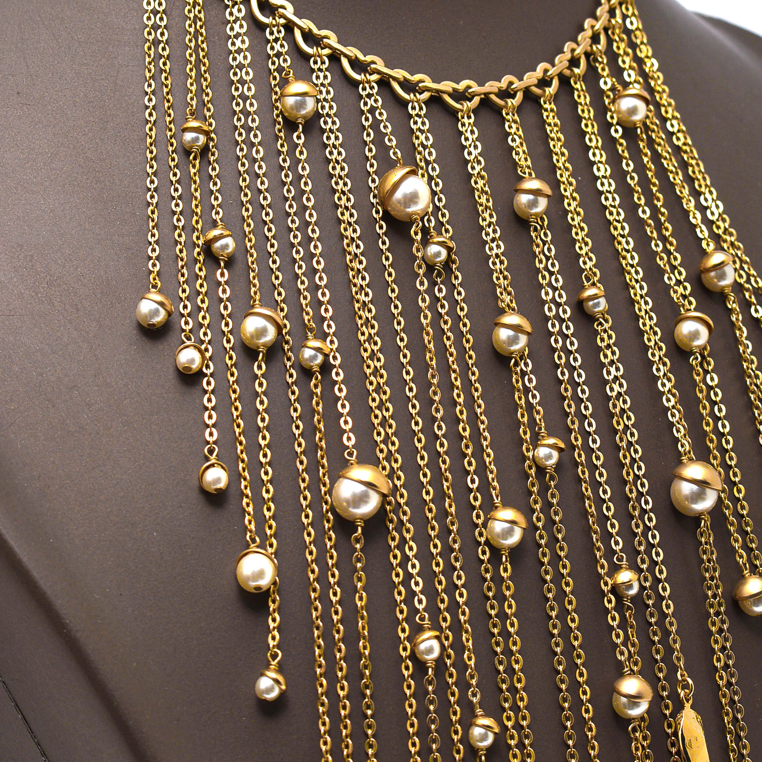 Christian Dior - Gold Tone Fringee Chain&Pearl Necklace